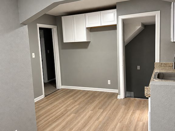 3rd image of 20315 Biltmore St