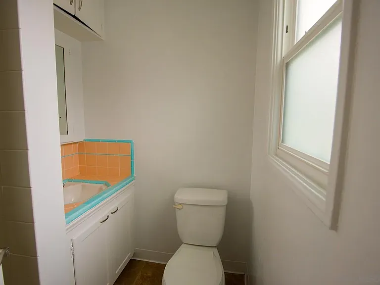 170 Garrett Ave — Photo 18
