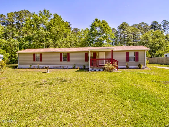 110 Hunter Court, Rocky Point, NC 28457