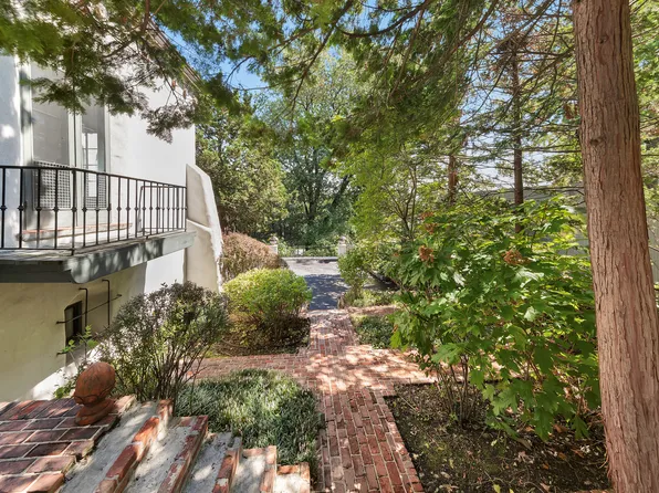 4621 Waldo Avenue image 17 of 18