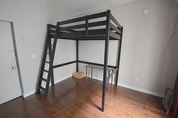 Rented by Swythe, Inc. | media 36