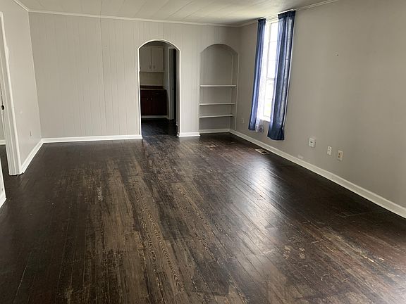 4th image of 425 Chickamauga Ave