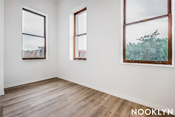 Rented by Nooklyn NYC LLC | media 14