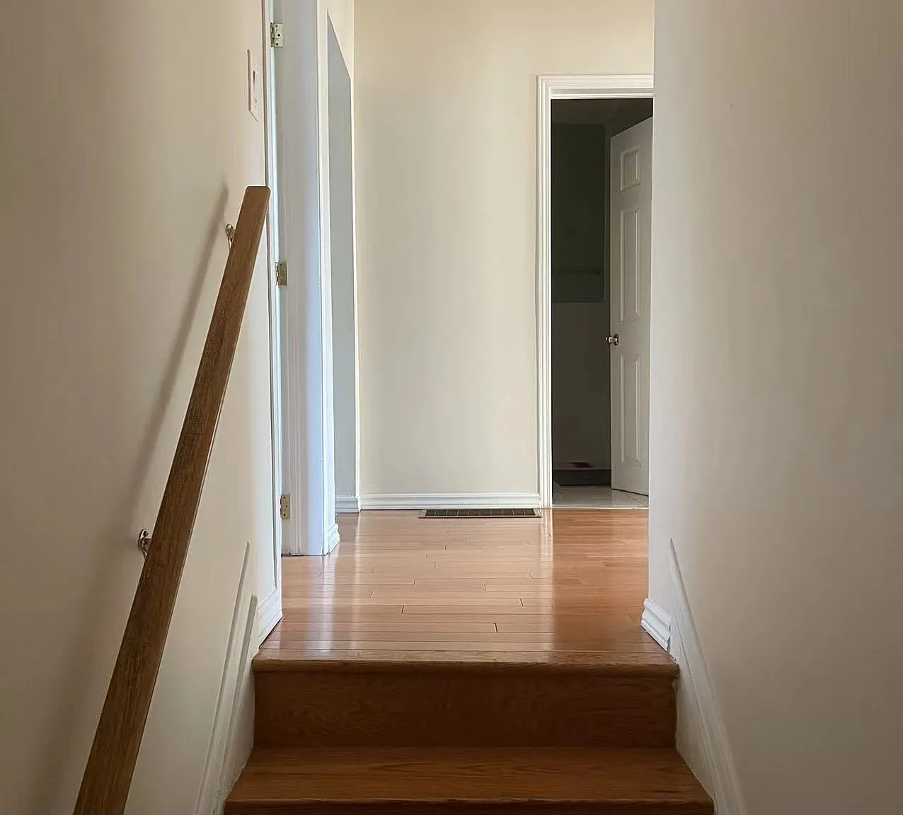 3 bed, $1,250 — Photo 1