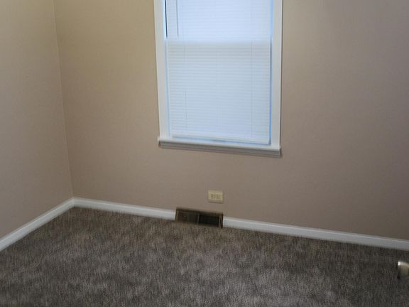 5th image of 1639 Aberdeen St Floor 1