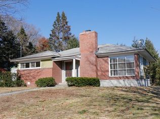 249 Shelburne Rd, Greenfield, MA 01301