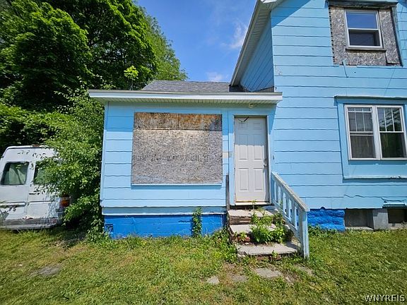 5th image of 2430 Midland Ave