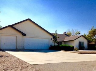 8886 Evergreen Ave, Hesperia, CA 92345