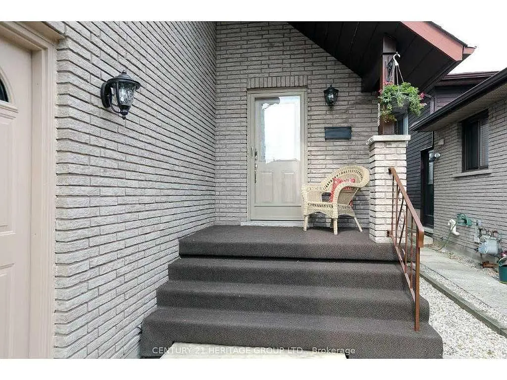 Building Photo - 42 Millpond Pl