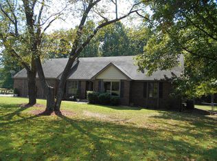 2538 E Chinkapin Ln, Springfield, MO 65804