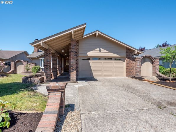 2534 Erin Way Eugene Or 97408 Zillow