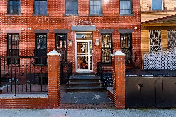Rented by MySpaceNYC | media 14