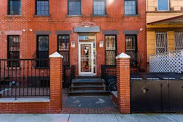 Rented by MySpaceNYC