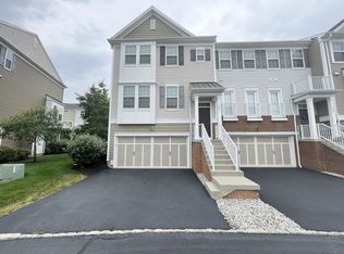 701 Mia Dr, Highland Park, NJ 08904