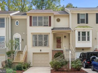 8323 Ridge Crossing Ln, Springfield, VA 22152
