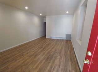 328 E Rittenhouse St #1A, Philadelphia, PA 19144