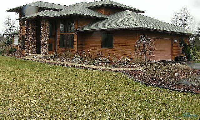 1st image of 100 Pine Ln