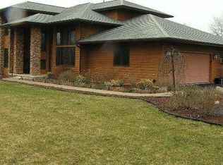 100 Pine Ln, Bryan, OH 43506