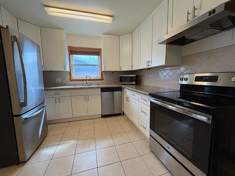 850 Naiad Dr #A — Photo 6
