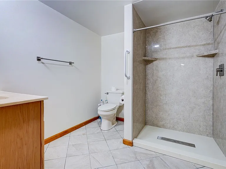 2654 Whalen Rd — Photo 31