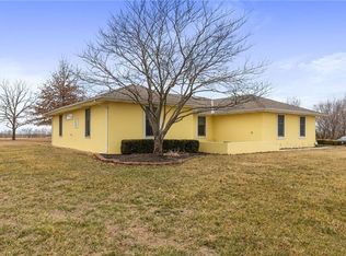 16770 Dillie Rd, Gardner, KS 66030