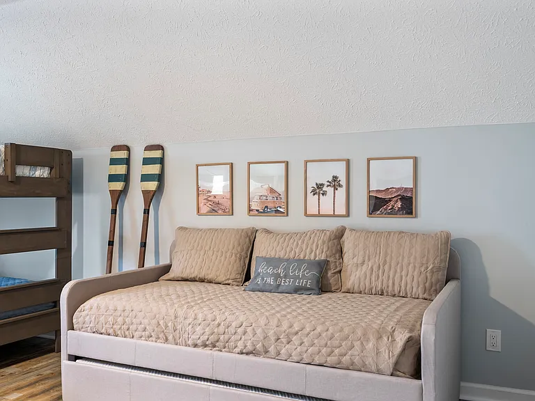 321 Jase Ct — Photo 30