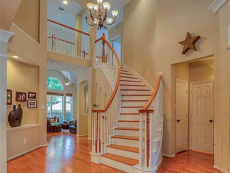 22 Villa Canyon Pl — Photo 3