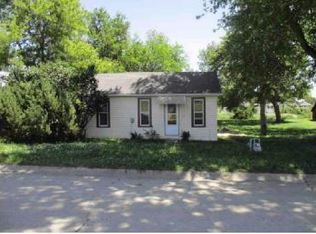 206 Allen St, Winside, NE 68790