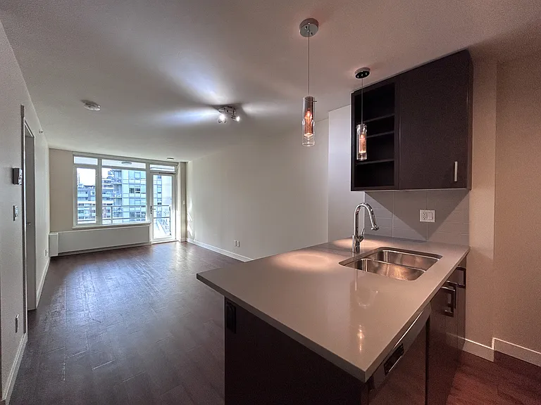 180 Switchmen St — Photo 40