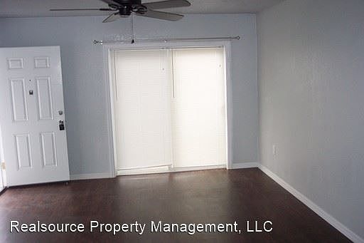 3rd image of 2023 S Mills Ave