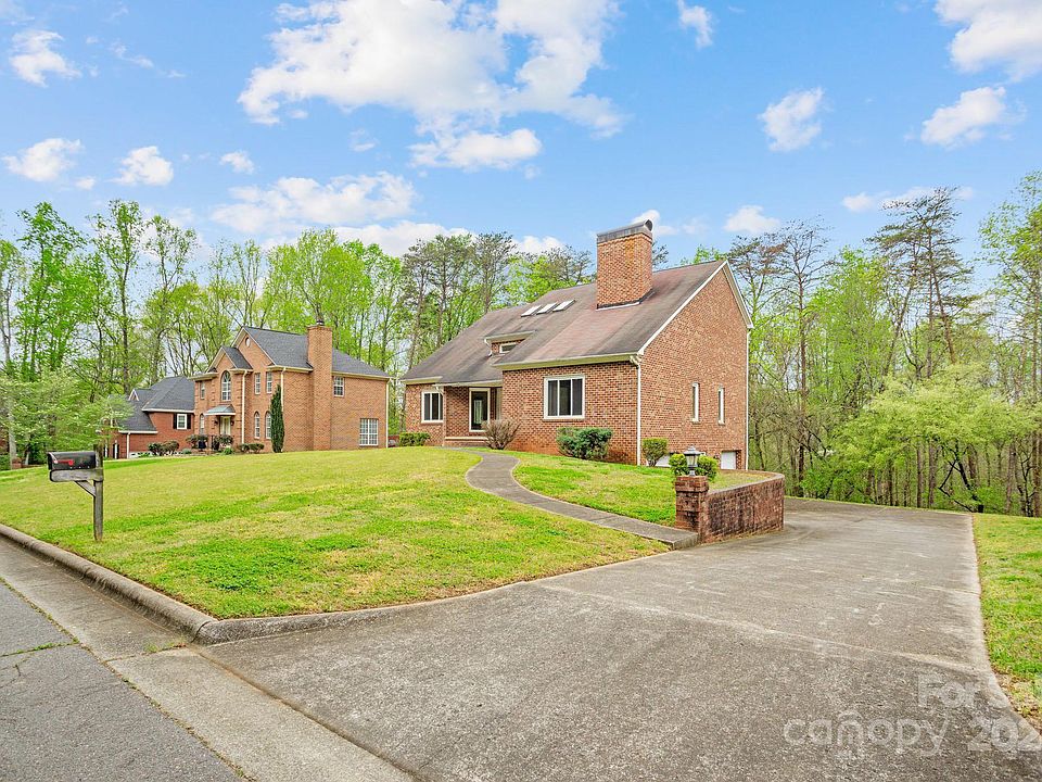 2528 Treetop Ln, Winston Salem, NC 27101 Zillow