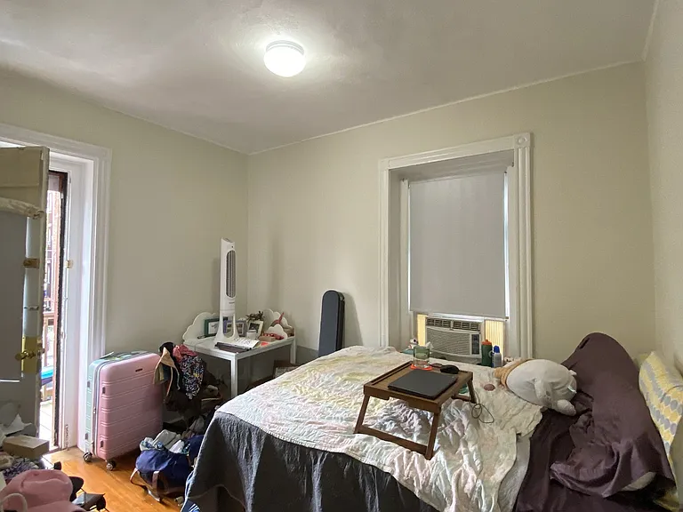 1591 Beacon St #4 — Photo 21