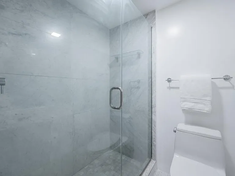 7062 Hawthorn Ave — Photo 15