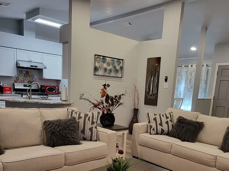 1405 Texas Oak Way — Photo 25
