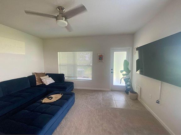 5th image of 353 Sedgewick Dr