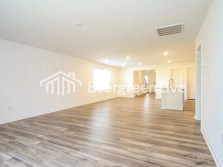 212 Stokely Way — Photo 4