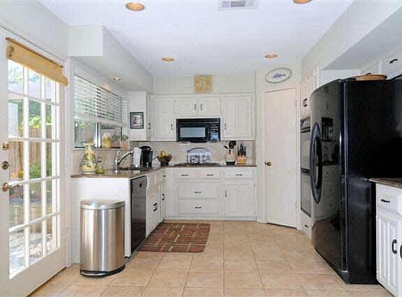 5th image of 8015 Westover Dr