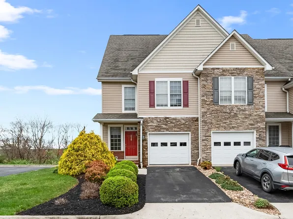 338 Sheliah Ct, Blacksburg, VA 24060