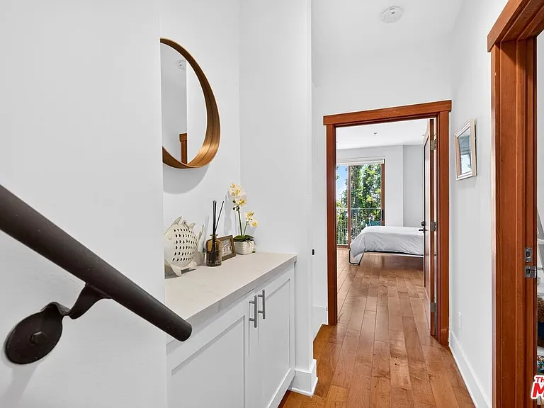 1327 Euclid St #3 — Photo 22