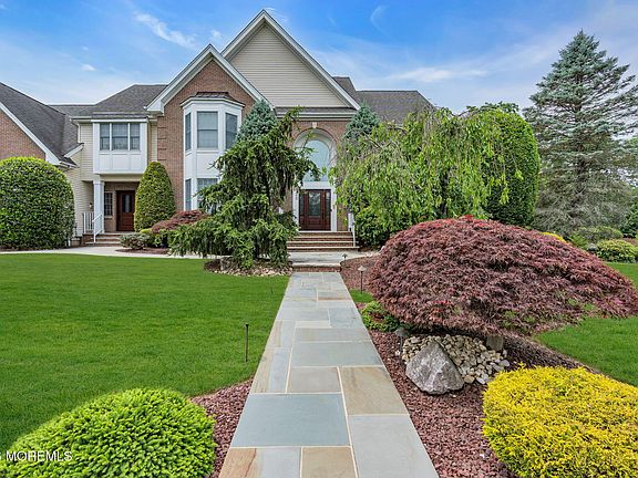 3rd image of 20 Coleridge Drive