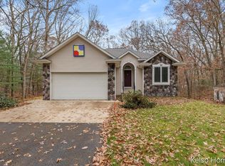 4078 Wildwood Dr, Allegan, MI 49010