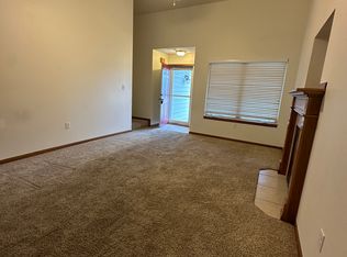 3617 SE Ashley Ln, Topeka, KS 66605