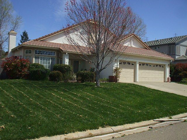 1st image of 4003 Portobello Pl