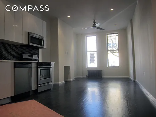 Rented by Compass | media 57