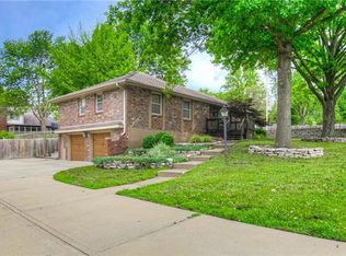 3900 S Grant Ave, Independence, MO 64055