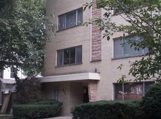 2710 Central St APT 2E, Evanston, IL 60201