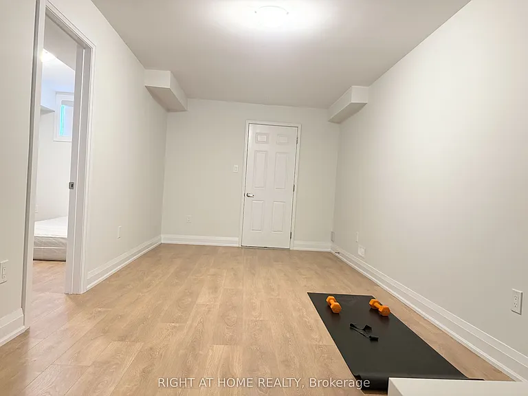 159 Seguin St — Photo 18
