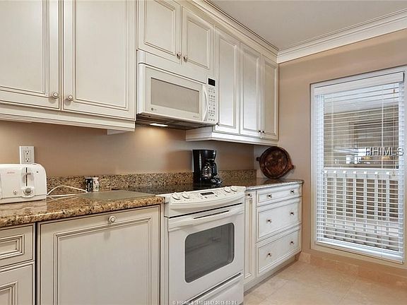 4th image of 21 S Forest Beach Dr APT 405