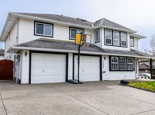 31000 Sidoni Ave, Abbotsford, BC V2T 5K1