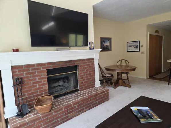 40 Davis Road #J-6, Plymouth, NH 03264